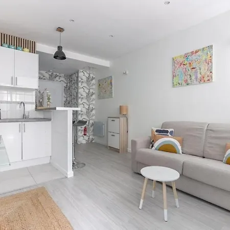 Charming Gambetta - Saint Fargeau Ii Appartamento